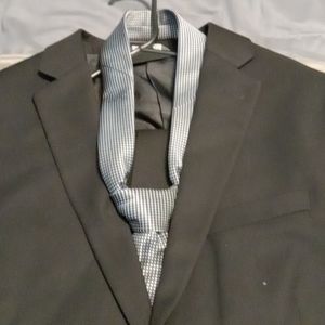 Caravelli black suit